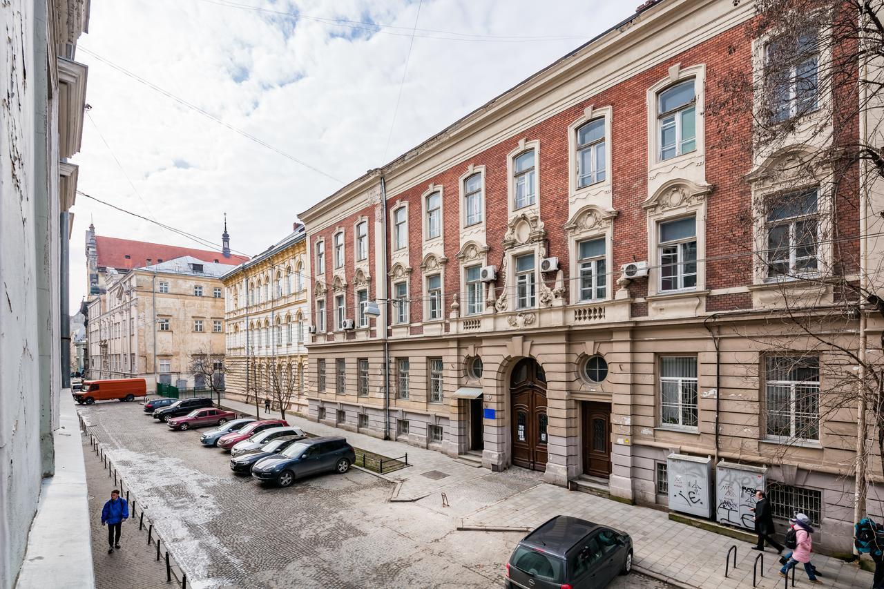 2 Virmens'Ka Apartment Lviv Exterior photo